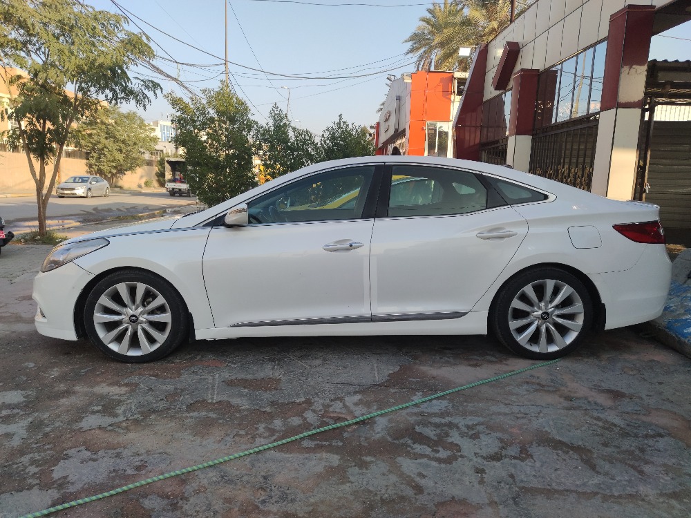 هیوندای ازێرا